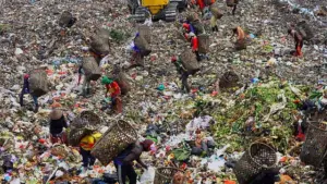 Satu Warga Tewas Akibat Longsor di TPSA Galuga Bogor
