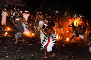 Tradisi Perang Api Ter-teran Bali (Dok Desa Wisata Jasri)