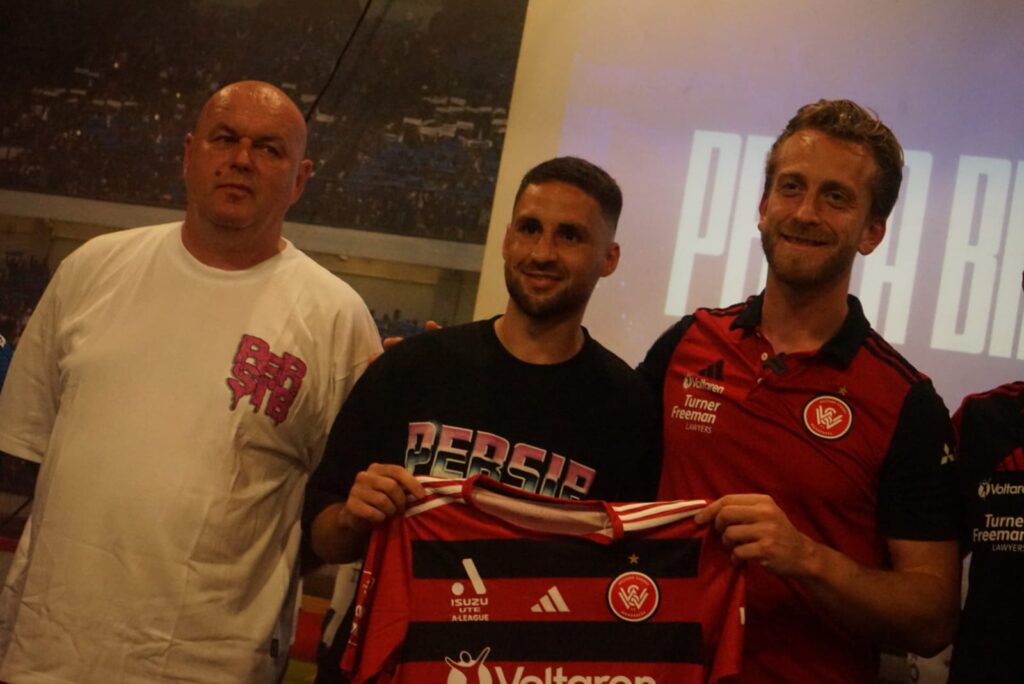 Disinggung Soal Pemain Baru di Launching Persib, Bojan Hodak: Mungkin