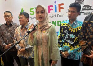 OJK Perkuat Inklusi Keuangan Syariah Melalui Syariah Financial Fair (SYAFIF) Goet To Bandung