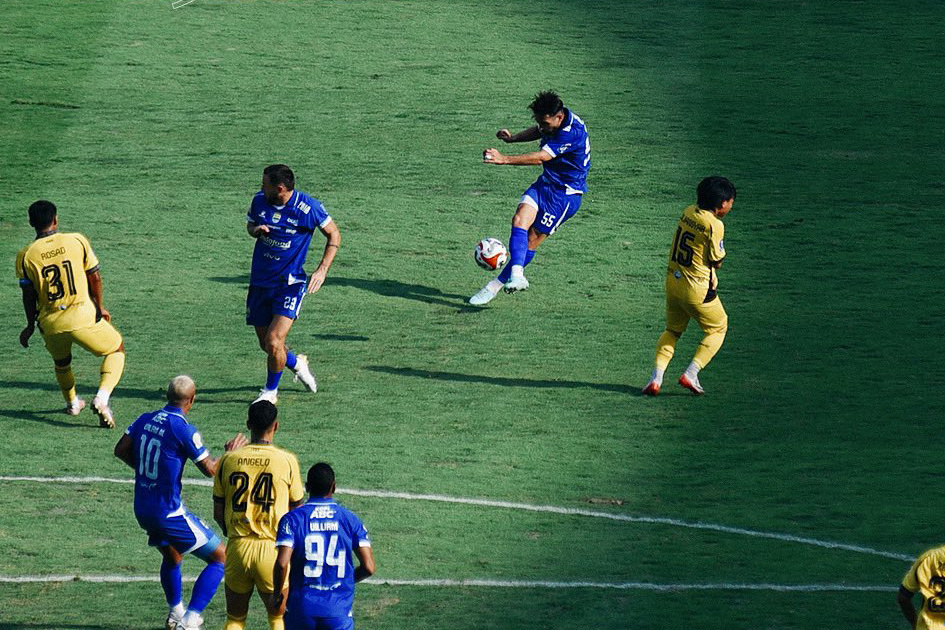 Persib Bandung Sukses Permalukan Semen Padang FC