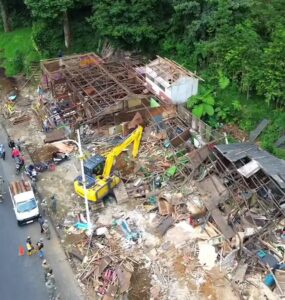 Deretan Warung Ikonik di Jalan Ciater mulai Dibongkar!