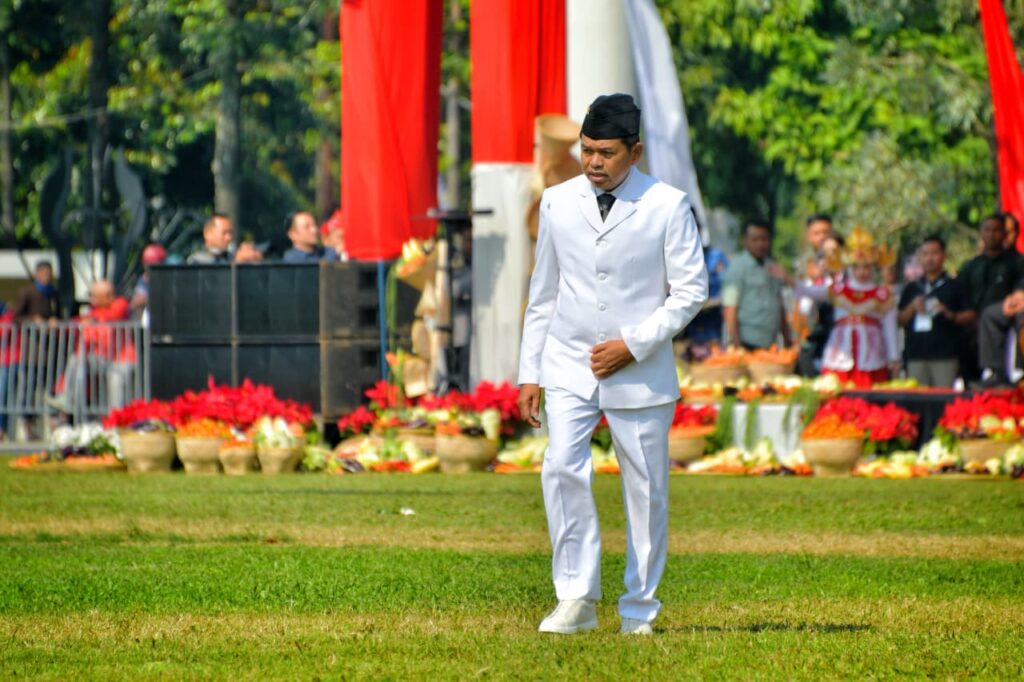 Pemdaprov Jabar Tertibkan Bangunan Liar