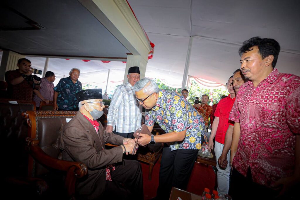 Dari Pasar Caringin untuk Indonesia, Farhan Kagumi Perjuangan H.D Sutisno