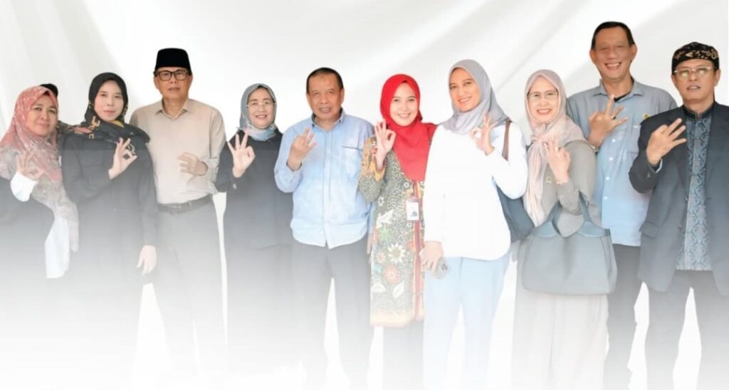 Euis Ida Wartiah dan Komisi III Kunjungi bank bjb Syariah KCP Kopo