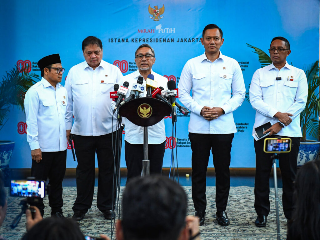 Ramai Beras Oplosan, Zulhas Minta Masyarakat Tak Usah Khawatir Lagi