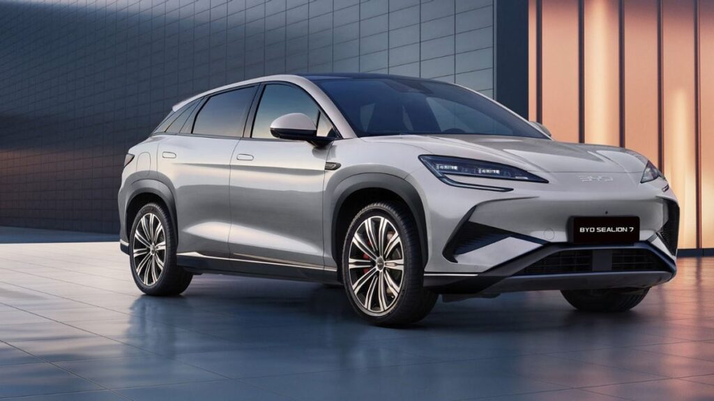 byd sealion 7