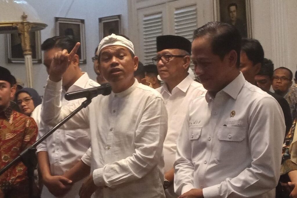 dedi mulyadi dapat hadiah kemendagri