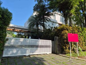 Rumah Mewah Riza Chalid di Bogor Disita Kejagung