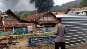 kebakaran sumur minyak blora-1