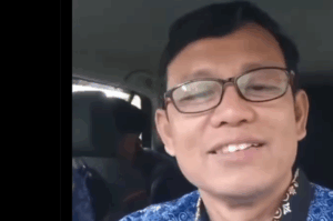 perangkat desa mobil