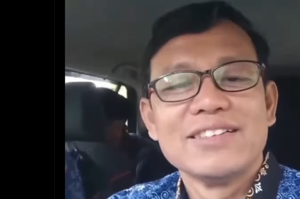 perangkat desa mobil