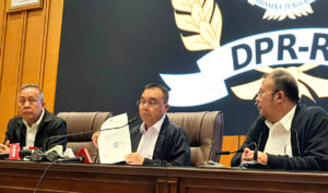 gaji anggota dpr