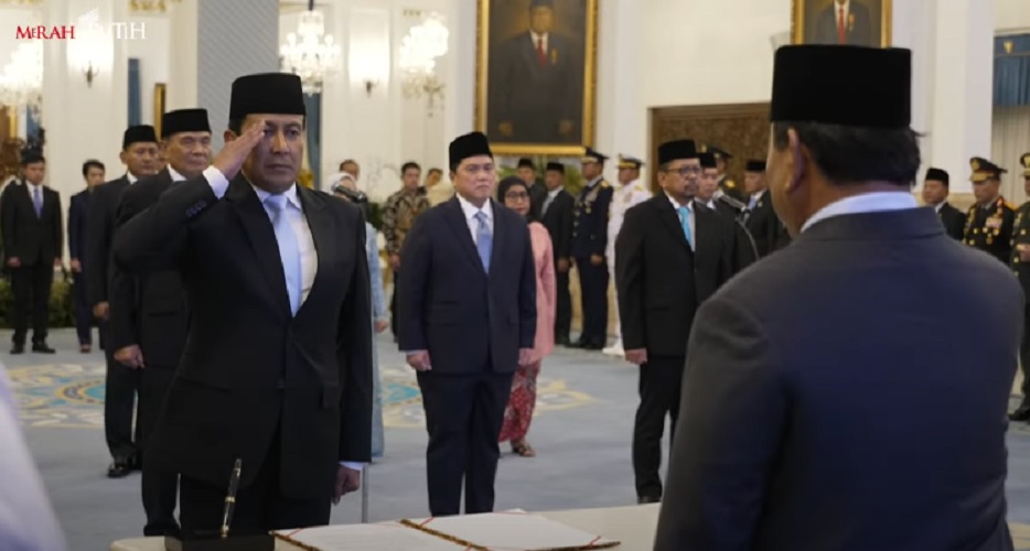 pelantikan Ahmad Dofiri