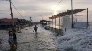 BMKG Waspada Banjir Rob di Sejumlah Wilayah Pesisir