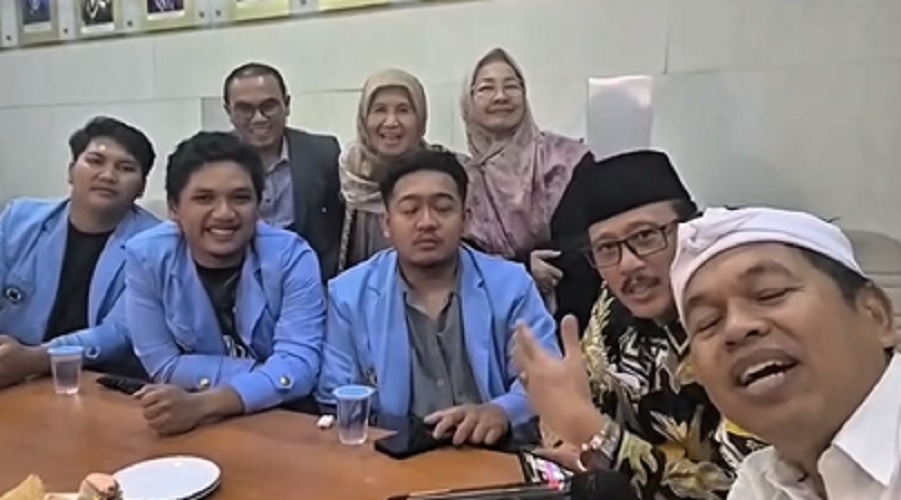 KDM datangi Unisba (Instagram KDM)