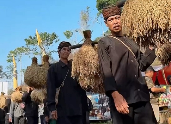 Seren Taun Cisungsang (IG kasepuhan Cisungsang)