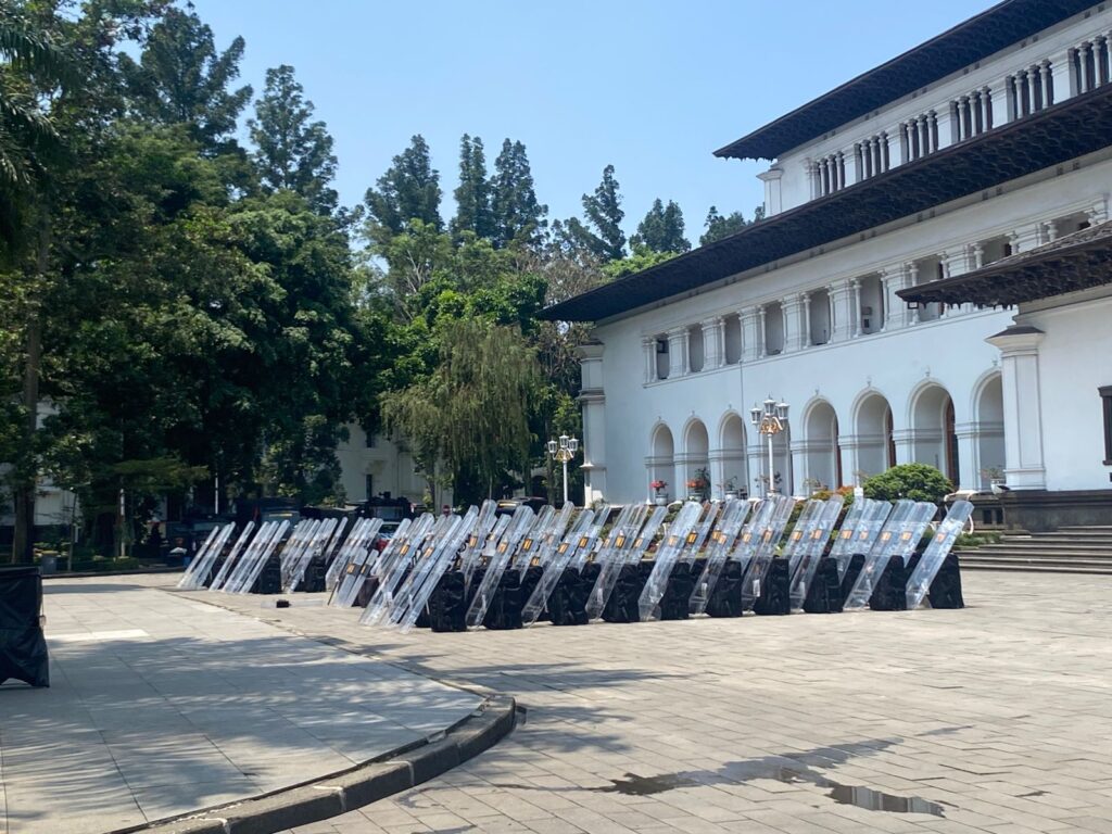 Jelang Demo, Kawasan DPRD Jabar Masih Kondusif, Massa Belum Muncul