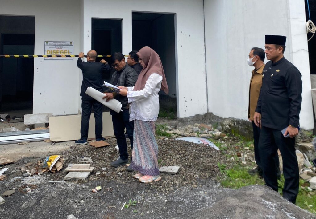 Pemkot Bandung Segel Proyek Perumahan Ilegal di Gumuruh, Pengembang Diminta Taat Aturan