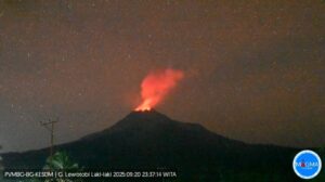 Gegara Erupsi Gunung Lewotobi, 5 Penerbangan Bandara Komodo Dibatalkan