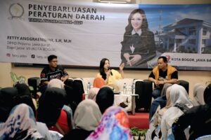 Fetty Anggraenidini
