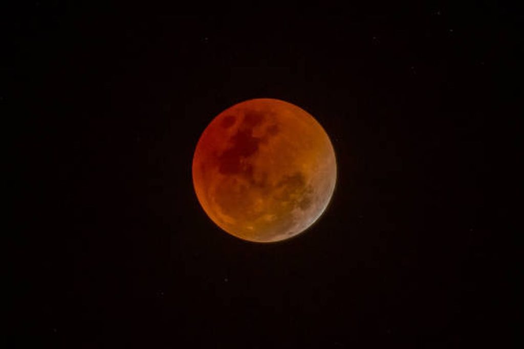 blood moon