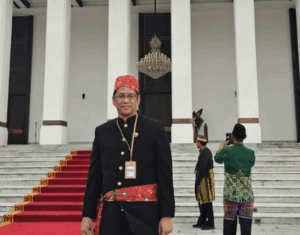 dpr purbaya
