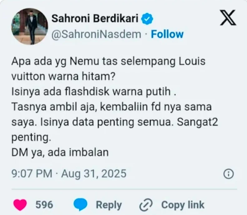 flashdisk putih sahroni
