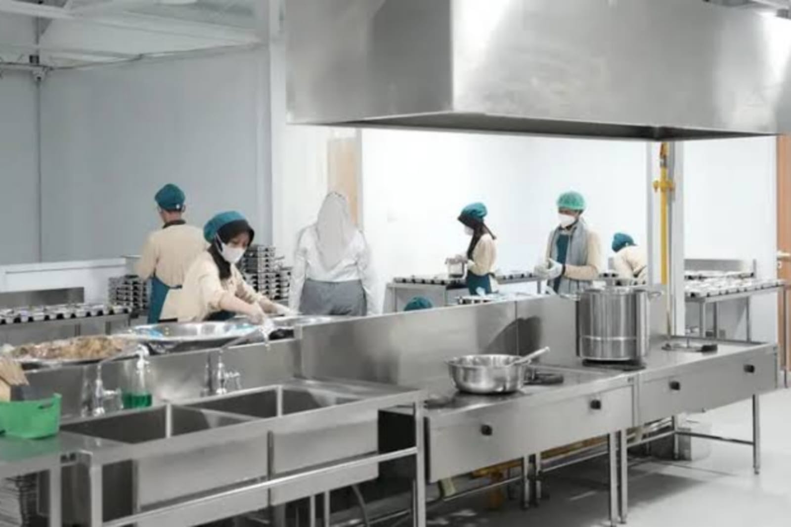 Puluhan Dapur SPPG di Bandung Belum Kantongi Sertifikat Laik Higiene Sanitasi