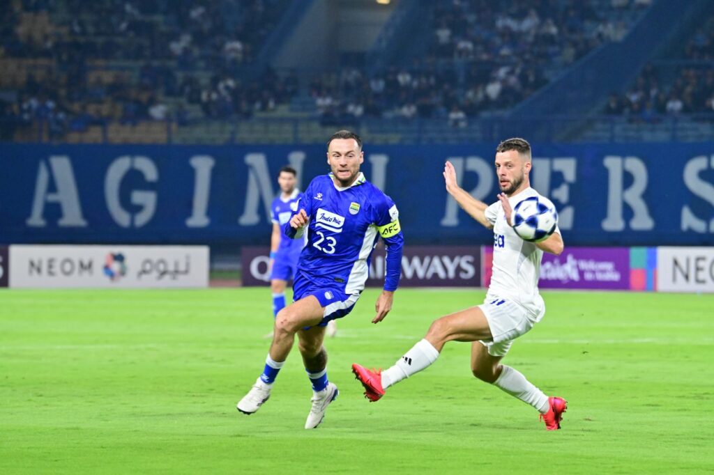 Kabar Buruk Datang dari Persib Jelang Hadapi Arema FC