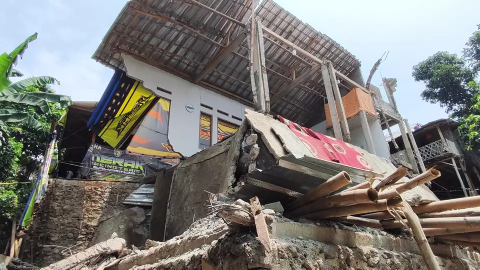 Bangunan Tempat Pengajian Roboh di Bogor, 3 Tewas dan 31 Orang Terluka