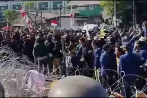 orang hilang demo DPR