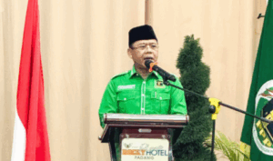 ricuh muktamar mardiono