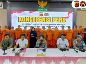 tersangka pembakaran DPRD cirebon (Dok Polresta Cirebon)