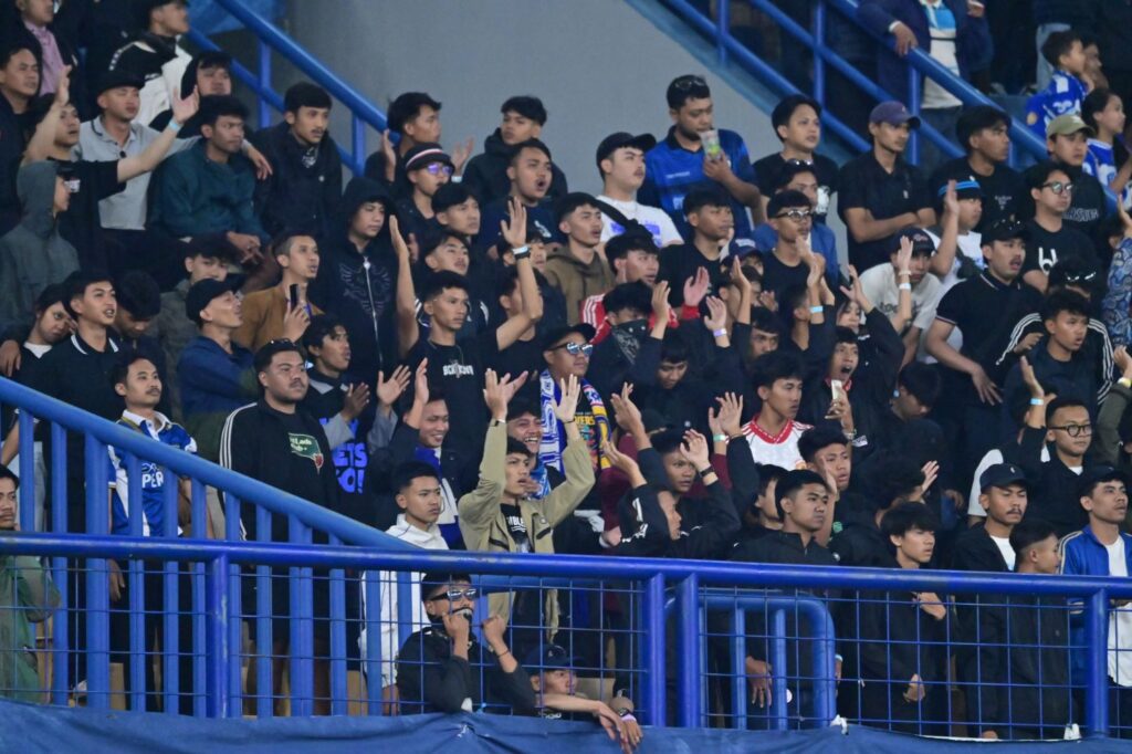 Pelatih Selangor FC Terkesan Dengan Atmosfer Stadion GBLA