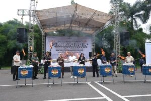 Bea Cukai Jawa Barat Gelar Pemusnahan 6,8 Juta Batang Rokok Ilegal