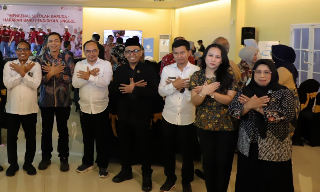 Christin Sekolah Garuda