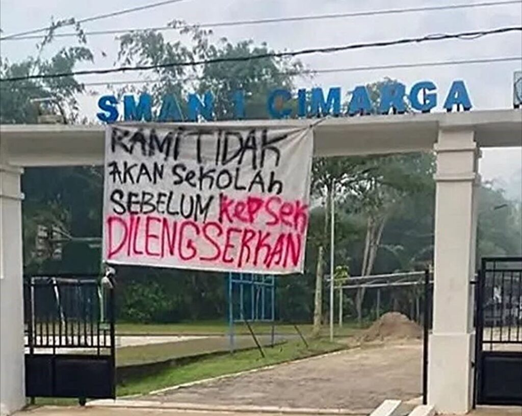 Siswa SMAN 1 Cimarga