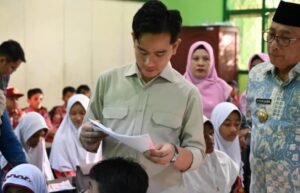 Gibran relawan