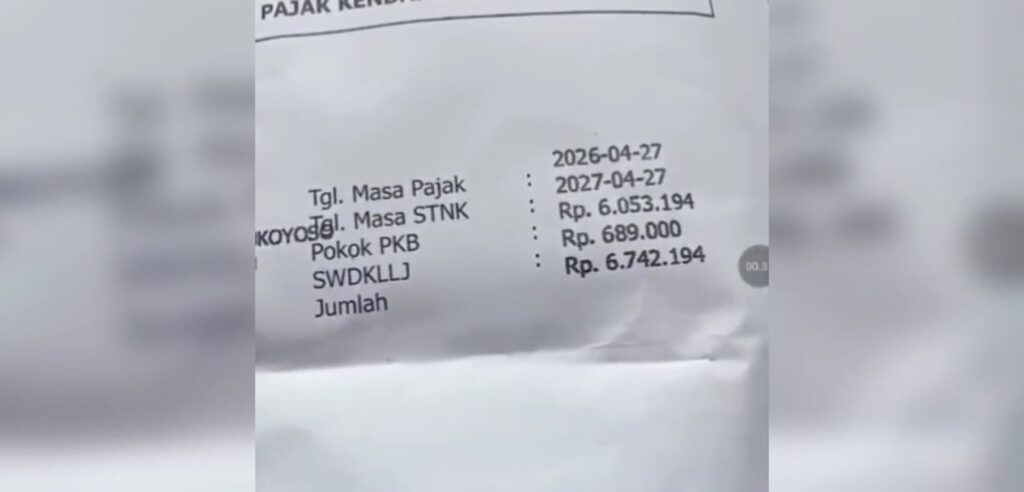Tukang rongsokan tagihan pajak