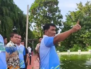 Kolam renang koni manado