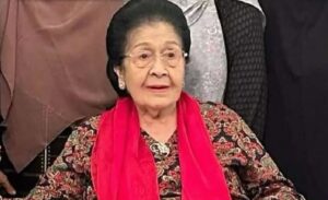 Karlinah Umar Wirahadikusumah wafat