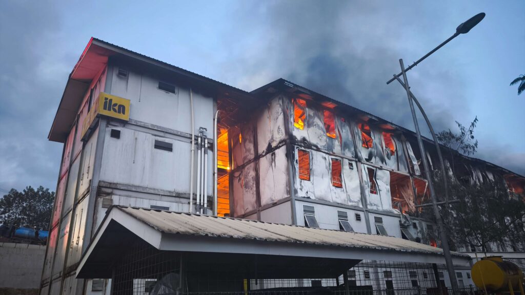 Kebakaran Hunian Pekerja Kontruksi