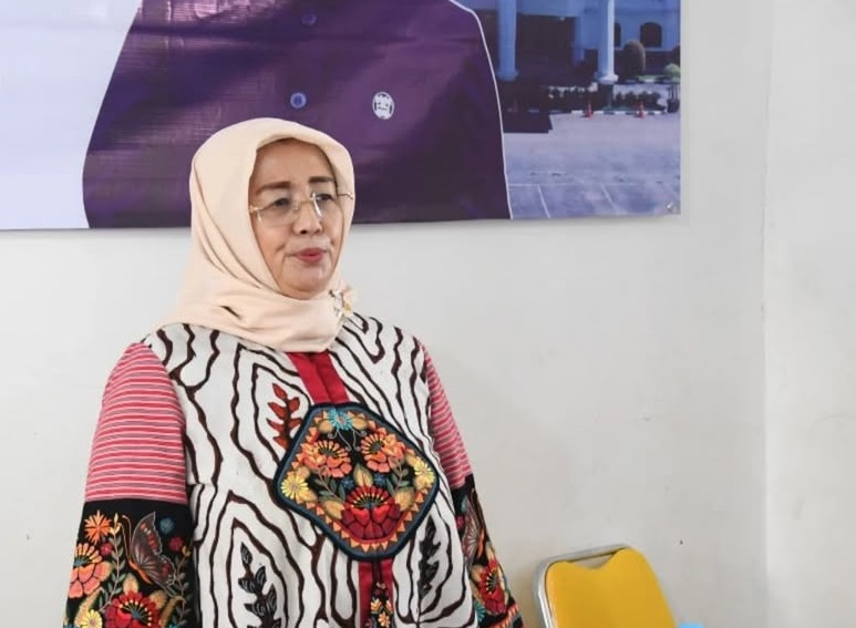 Euis Ida Wartiah Prihatin 282 Siswa Keracunan Diduga dari MBG di Garut