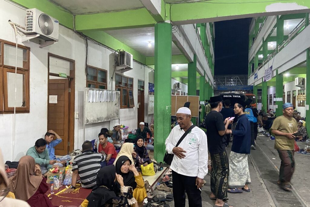 ponpes sidoarjo ambruk-6