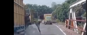 preman sopir truk