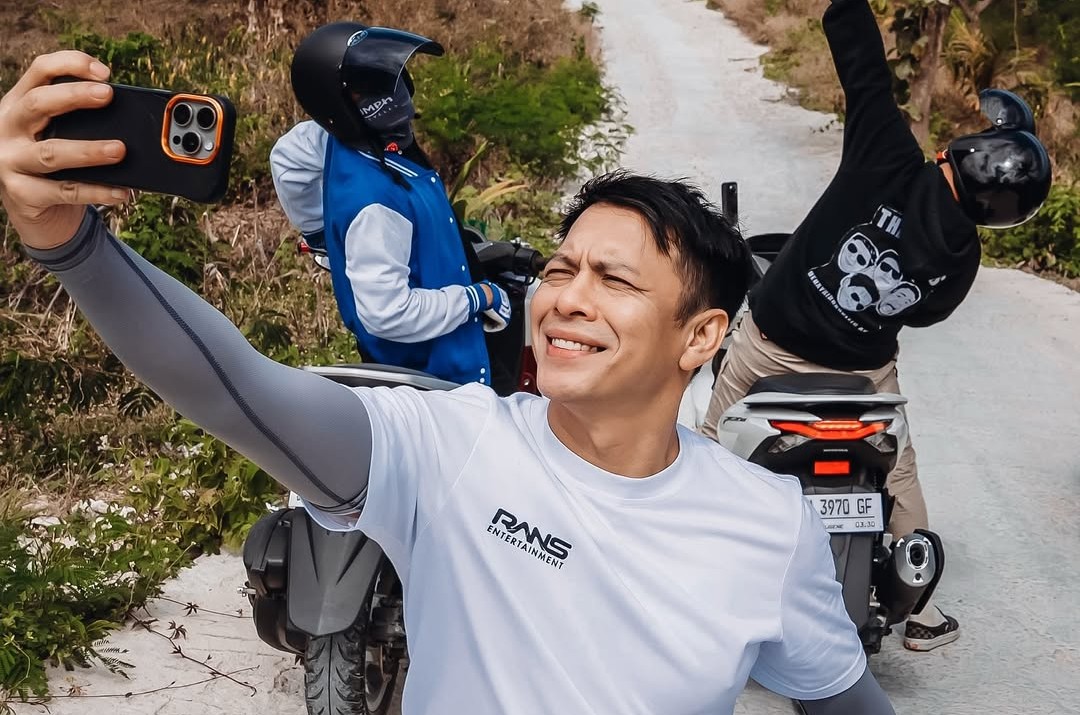 Ariel NOAH Siap Tanding di 'Padel Wars' RANS Entertainment, Akui Masih Galau Cari Pasangan! - Teropong Media