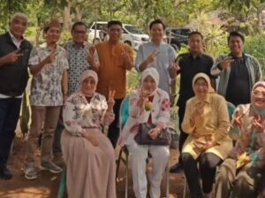 Tati Supriati Irwan dan Komisi II Jabar Kunjungi Satpel Balai Benih Holtikultura