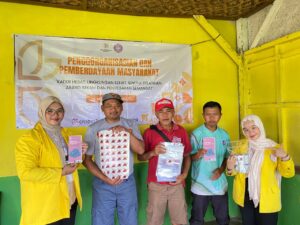 Bhakti adalah seorang mahasiswa di Universitas Kenchana