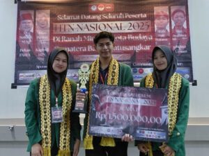 Juara Debat Hukum Tata Negara